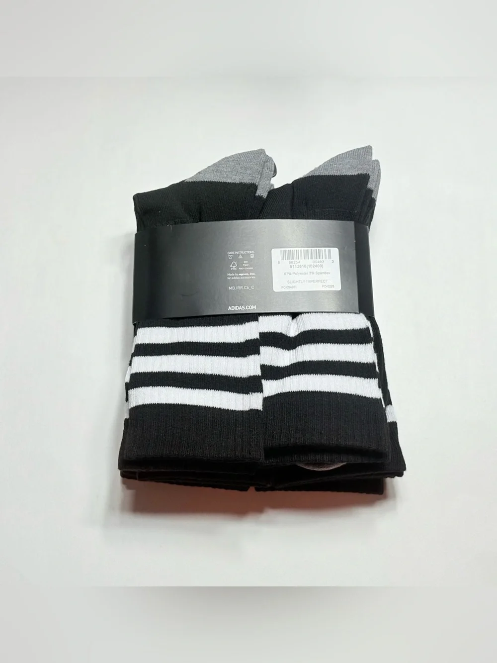 adidas Men's Black and White 3-stripe roller Athletic Crew Socks - 6 Pack